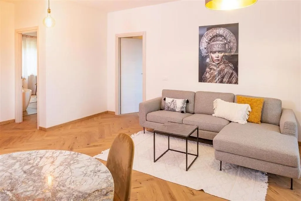 Destiny Home 5 Bardolino Lake Garda Ponton Italy